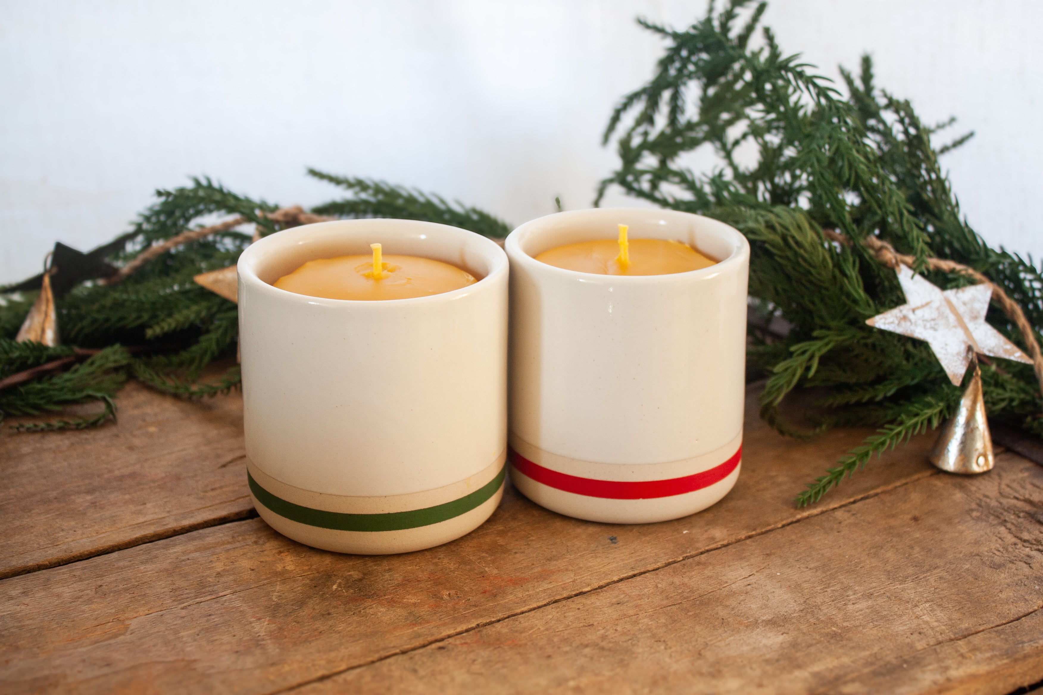 White with Red/Green stripe Pottery tumbler candle