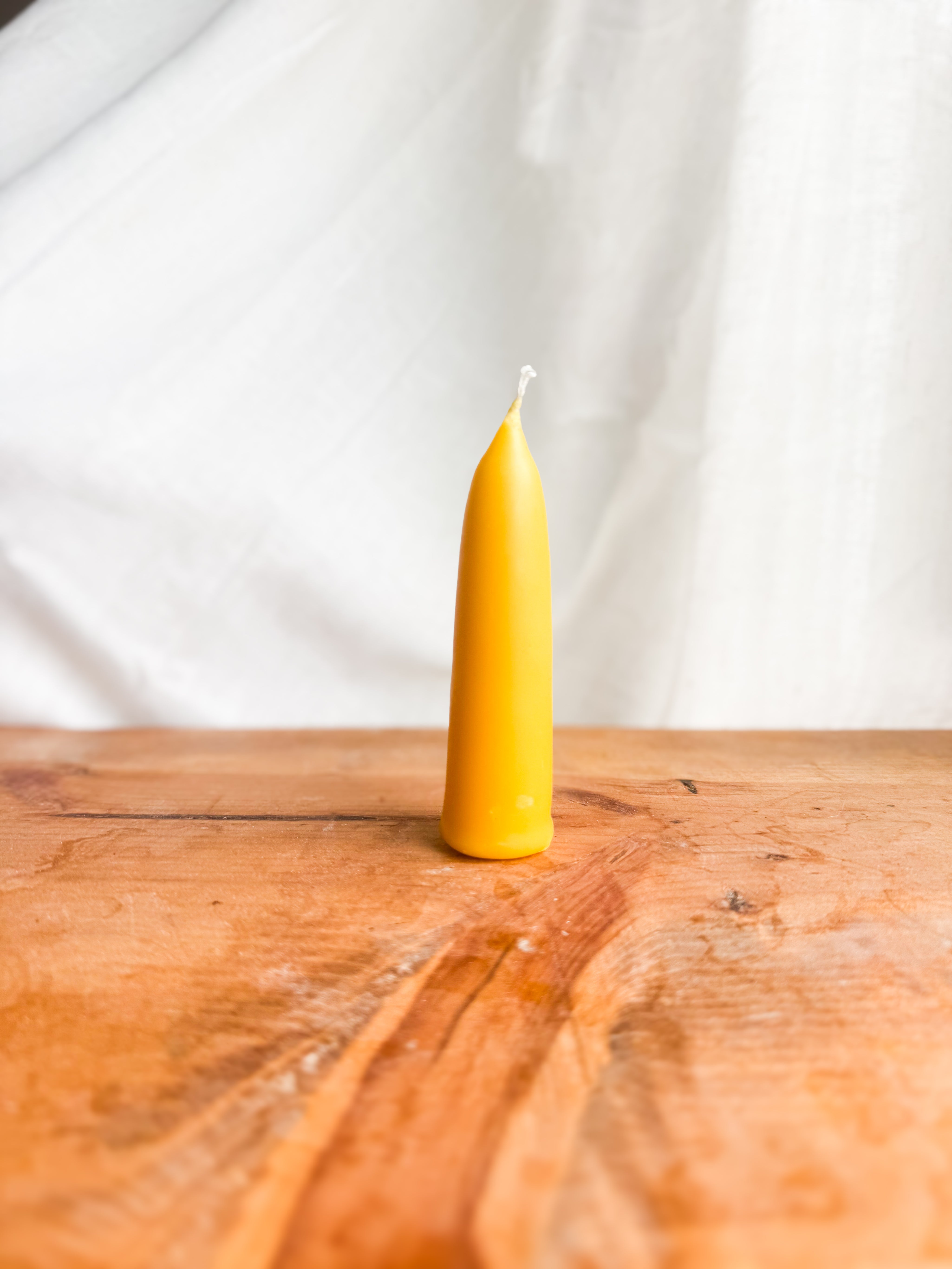 Stubby taper candle