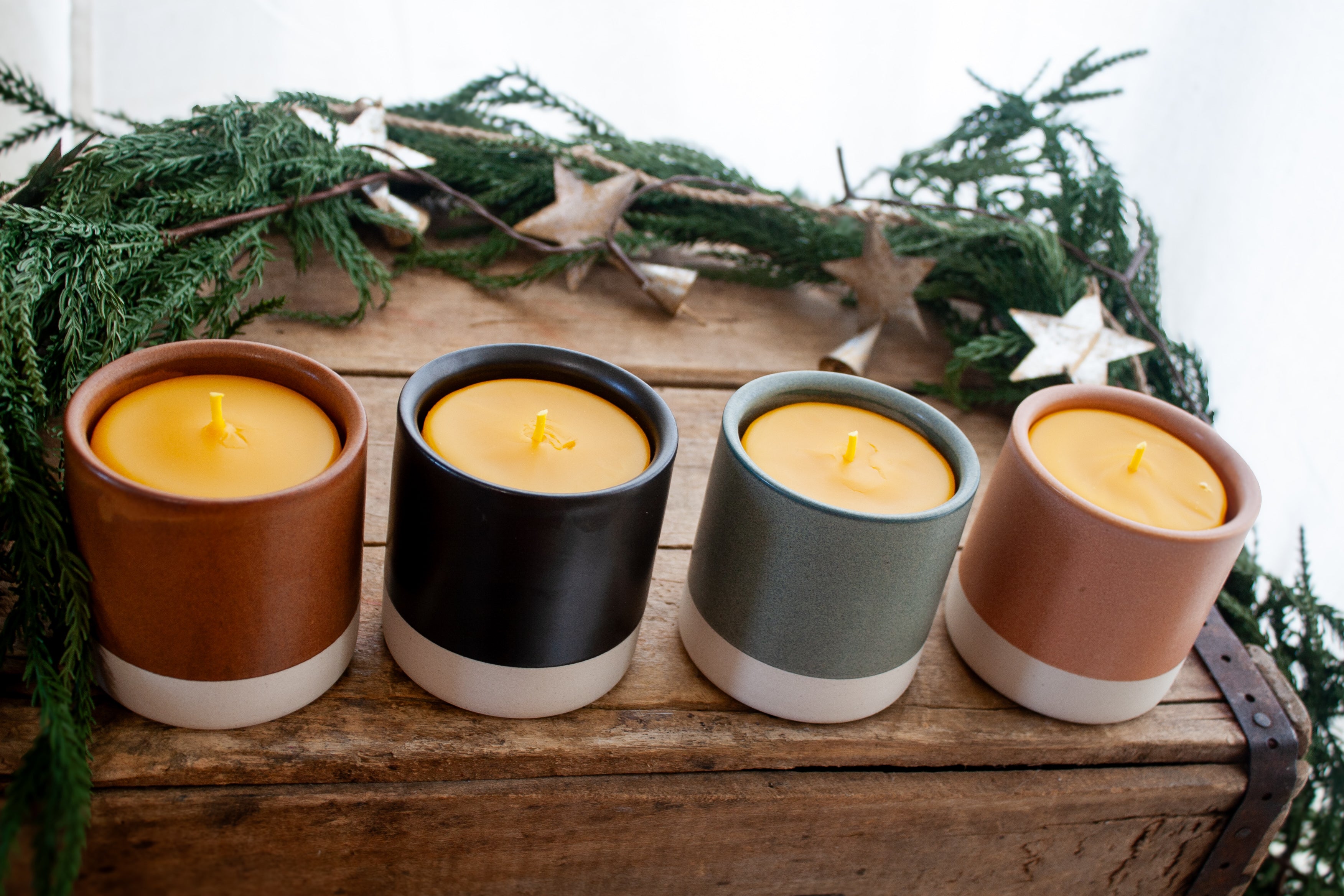 Pottery tumbler candle