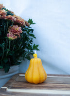 Pure beeswax gourd pear candle