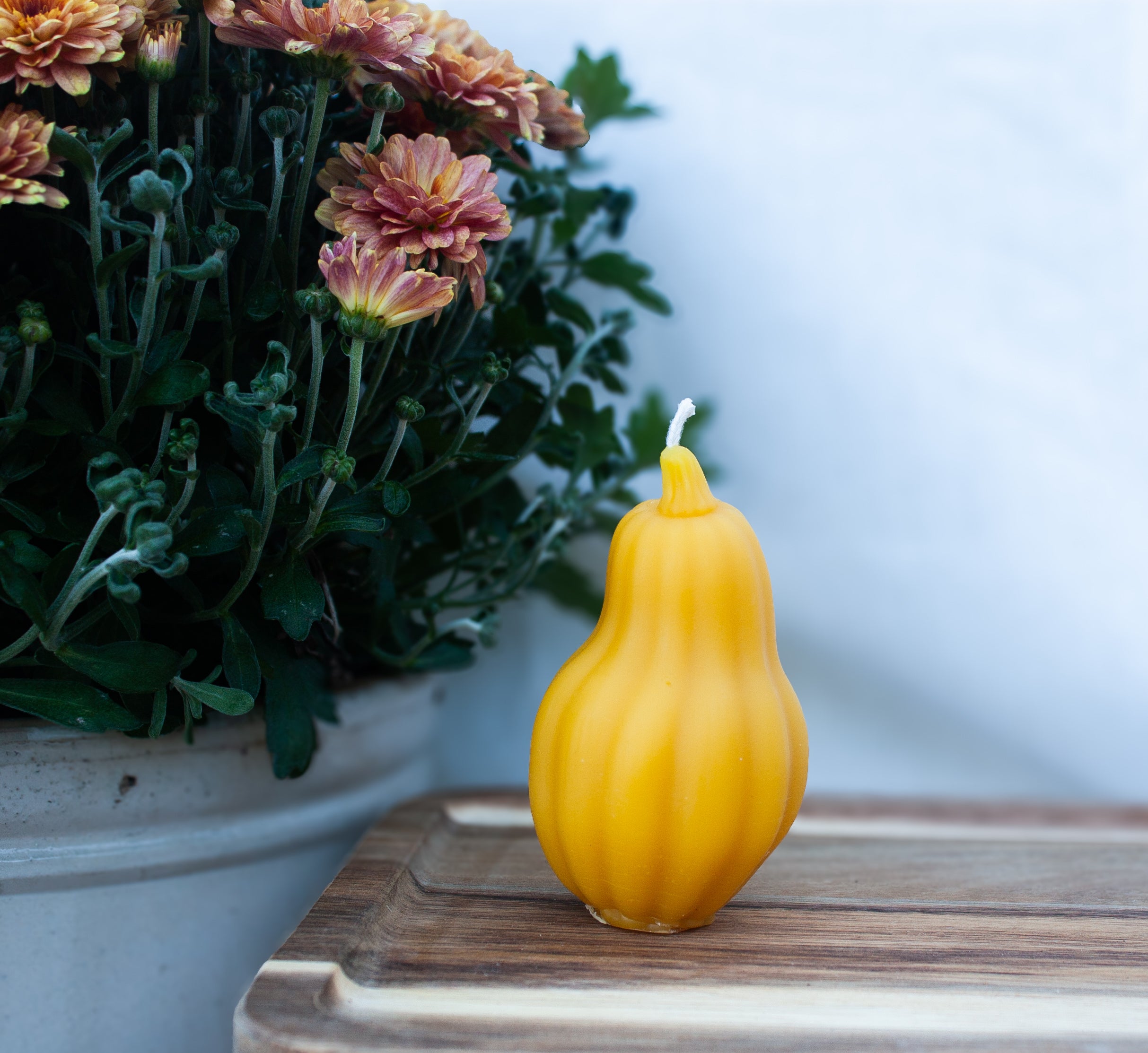 Pure beeswax gourd tapered candle