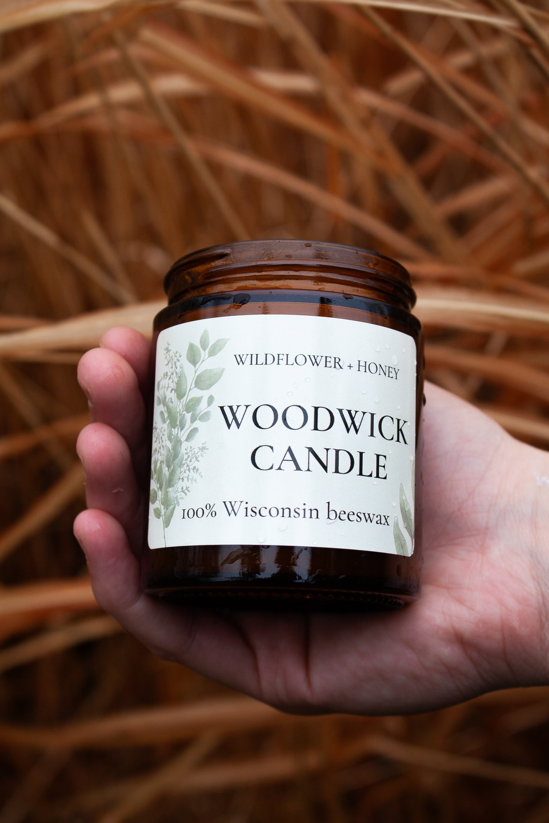 Woodwick beeswax candle