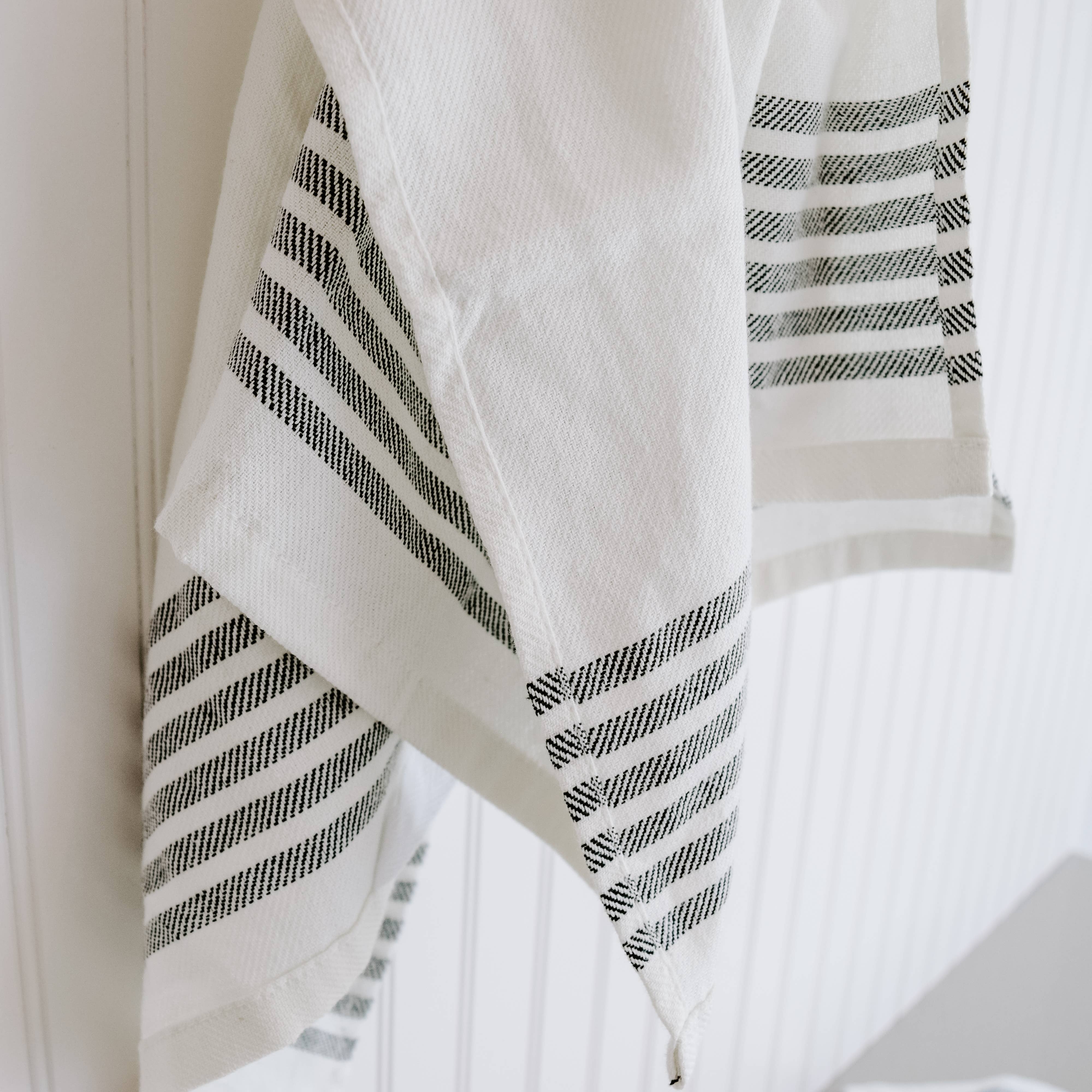 e235cdec86692ad5afcdd2337a16d7eb38cba98f4aefbdfc37aa0d2097b3cd69.jpg