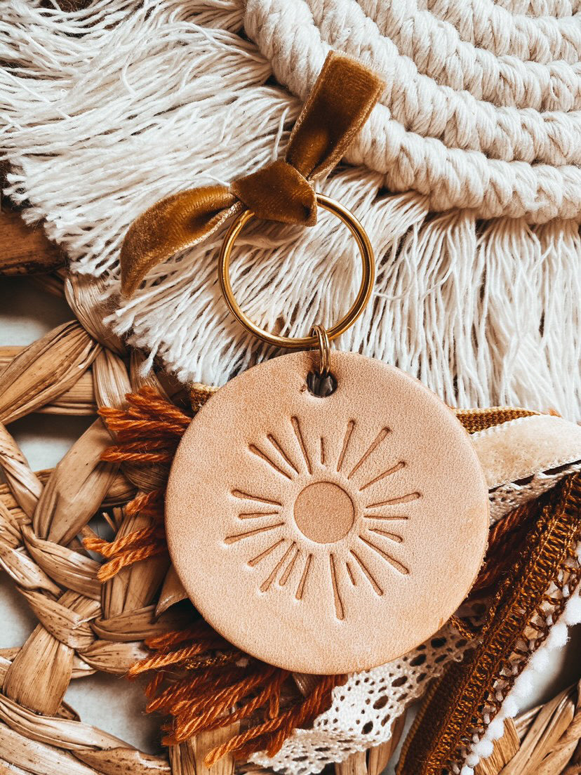 Sun circle keychain