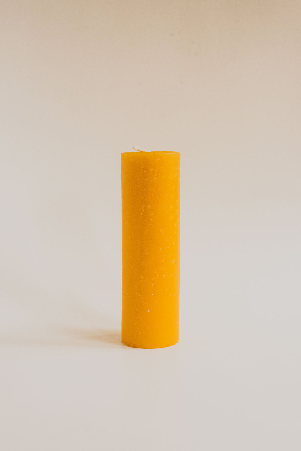 100% beeswax pillar candlesn
